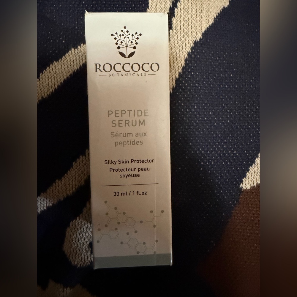 ROCCOCO Botanicals Peptide Serum - Brand new in Box